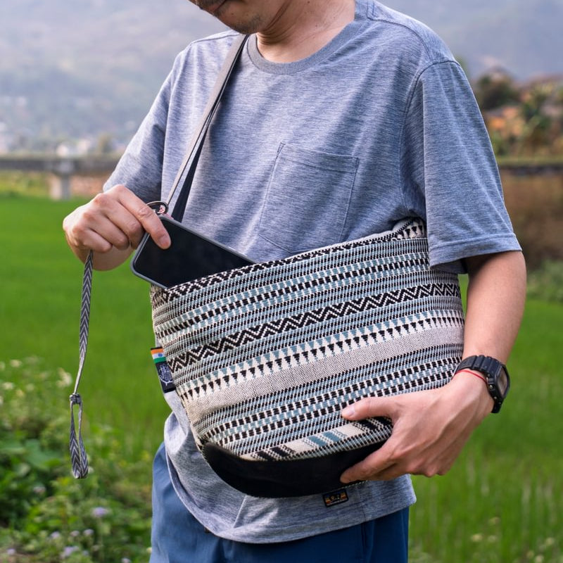 India 8